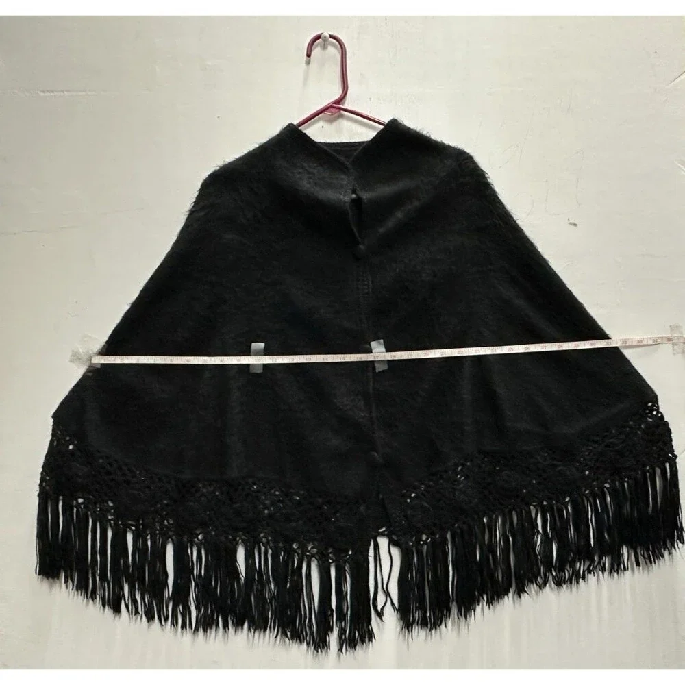 Alpaca Camargo women buttoned poncho one size  black crochet trim and fringes